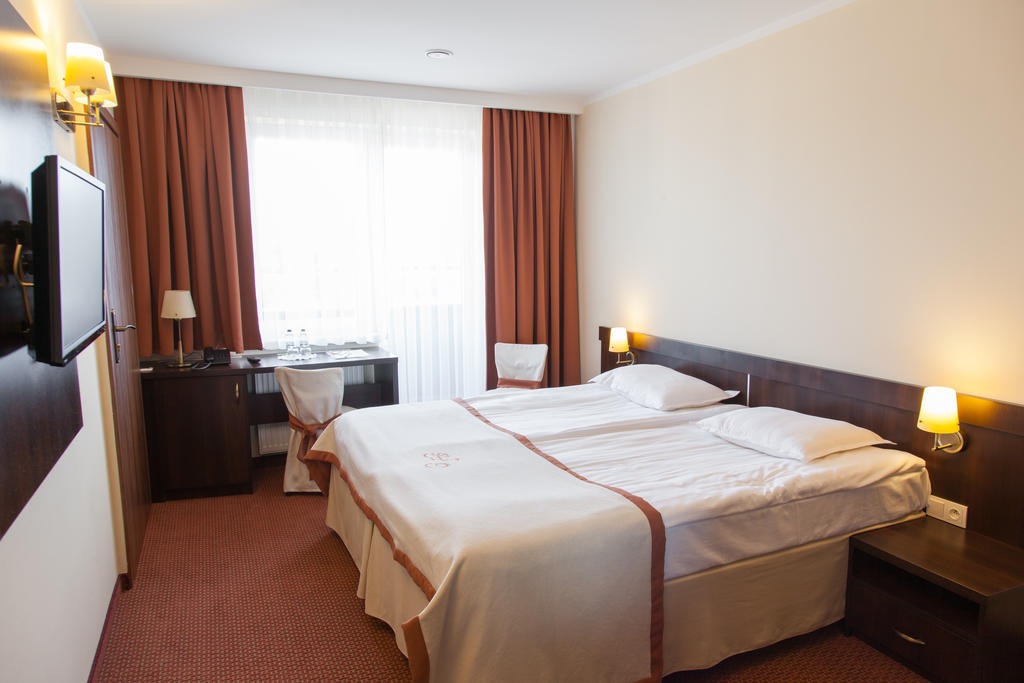 Hotel Ostrawa Wodzisław Śląski Exterior foto